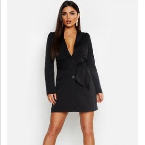 Boohoo tie belt blazer dress